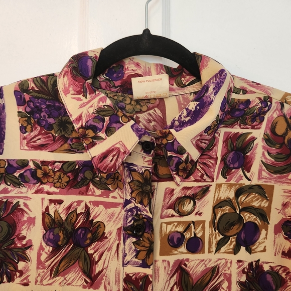 🍇80's Wine Blouse🍇 - Picture 5 of 6